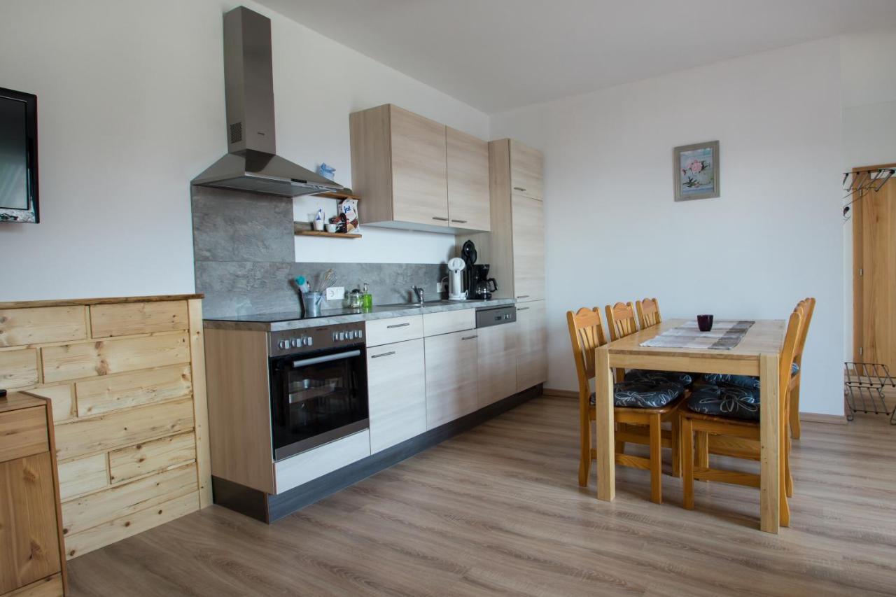 Familienferienhof Stabauer Zell am Moos Εξωτερικό φωτογραφία