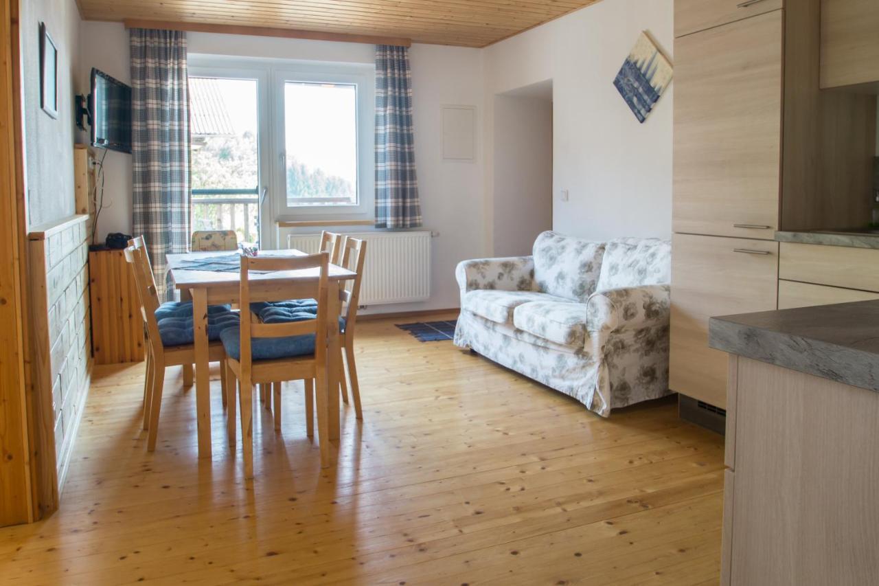Familienferienhof Stabauer Zell am Moos Εξωτερικό φωτογραφία
