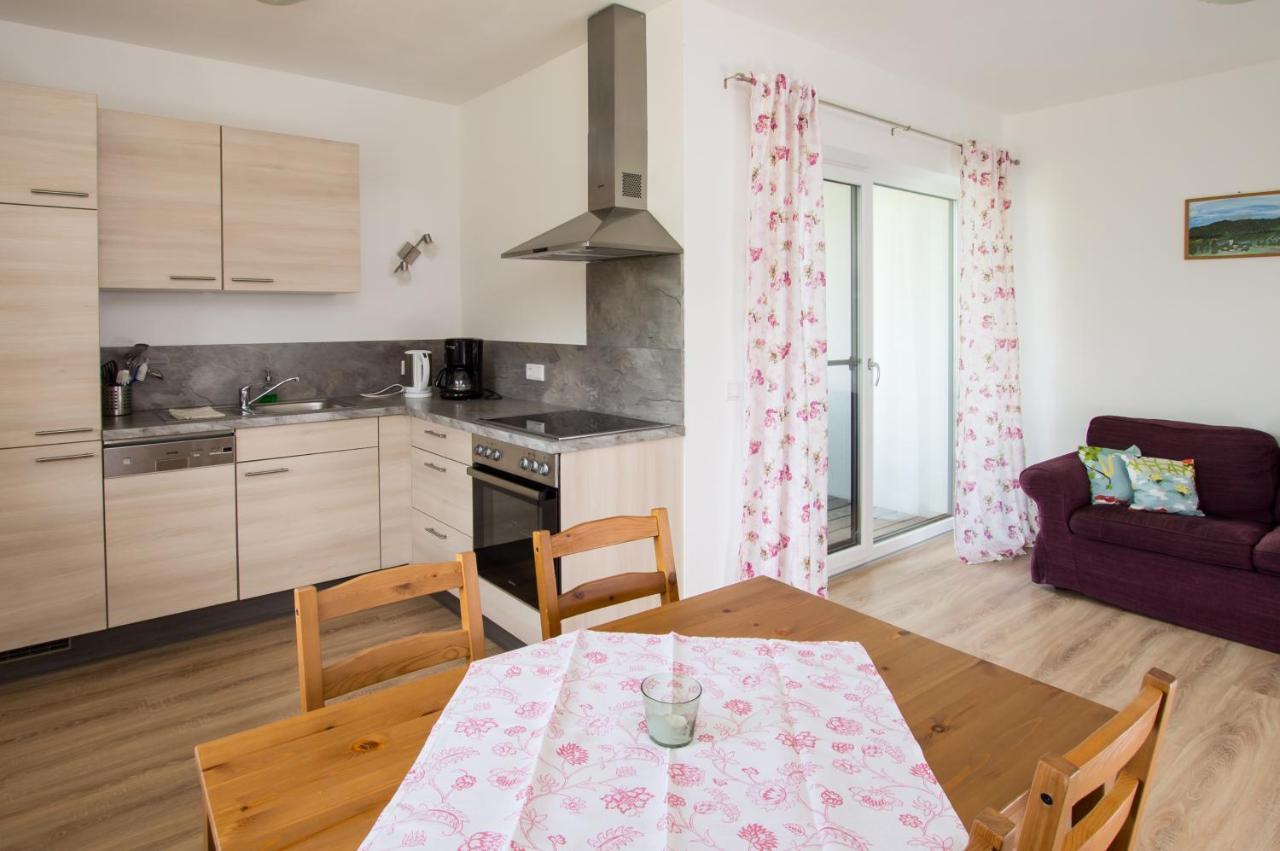 Familienferienhof Stabauer Zell am Moos Εξωτερικό φωτογραφία
